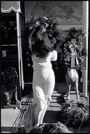 Wreaths 12-1979
